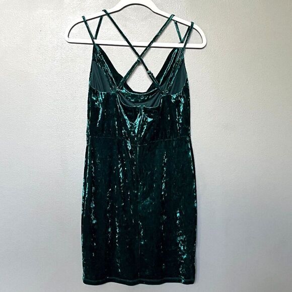 Lulus Velvet Dress Womens Size Large Emerald Wicked Whimsigoth Dark Romantic - Picture 3 of 11